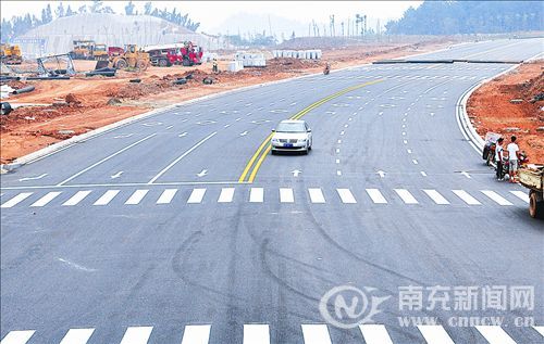 昨(7)日,记者从嘉陵区城乡规划建设局了解到,朱凤干道道路部分已
